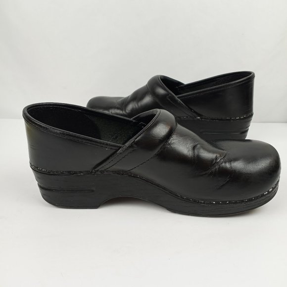 Dansko Black Leather Clogs Size Eur 41 USA 10.5- 11 - Picture 1 of 15